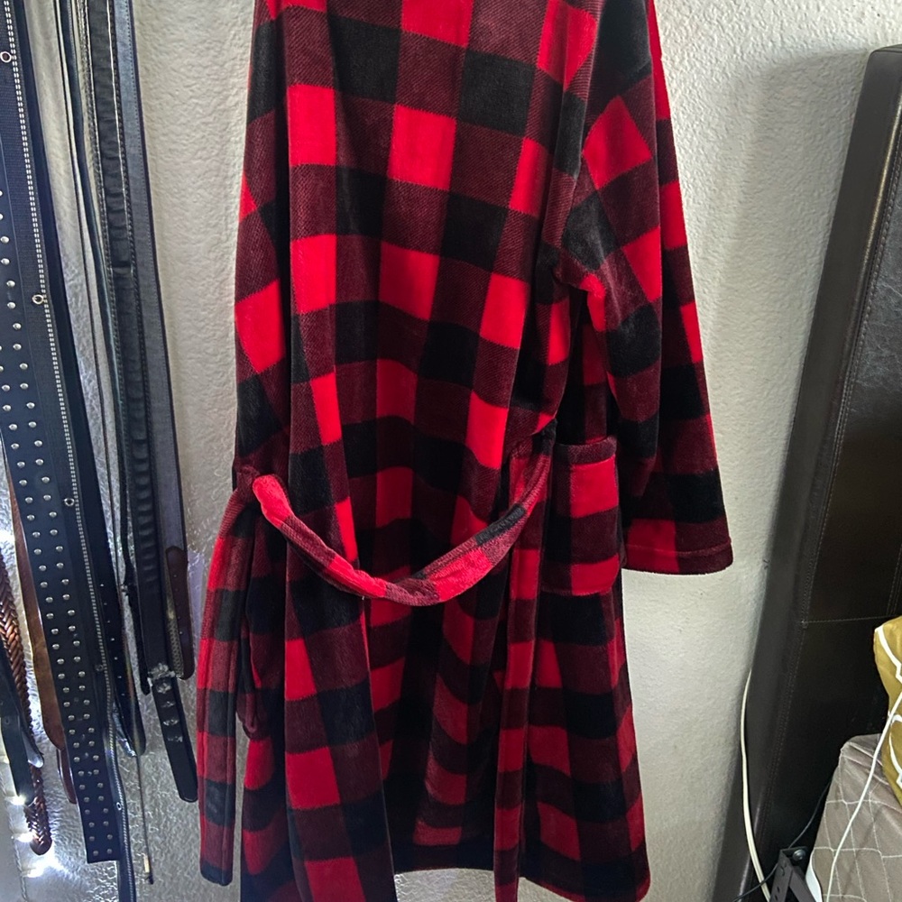Buffalo Plaid Fleece Robe